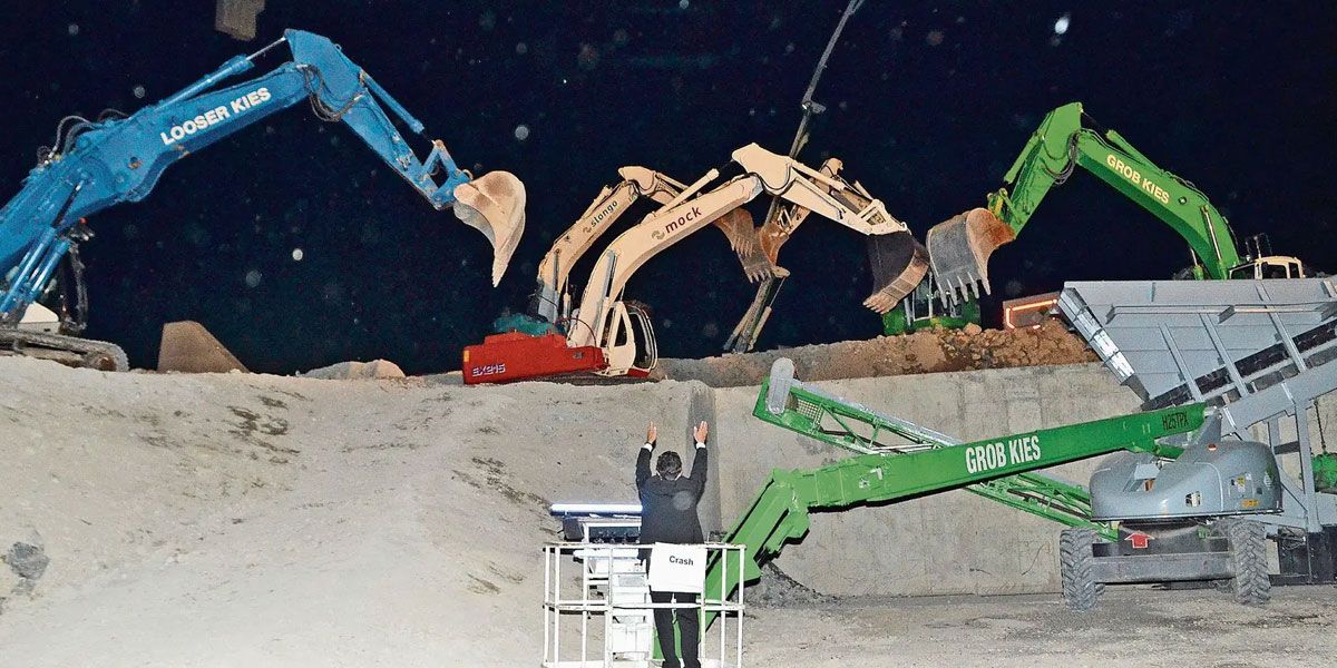 GRANDIOS: Baumaschinen und Musik in Harmonie